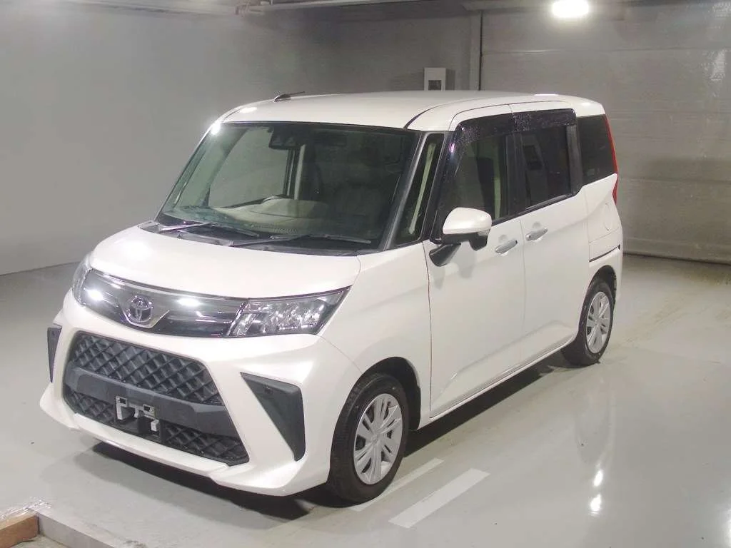 Toyota Roomy M900A 2021