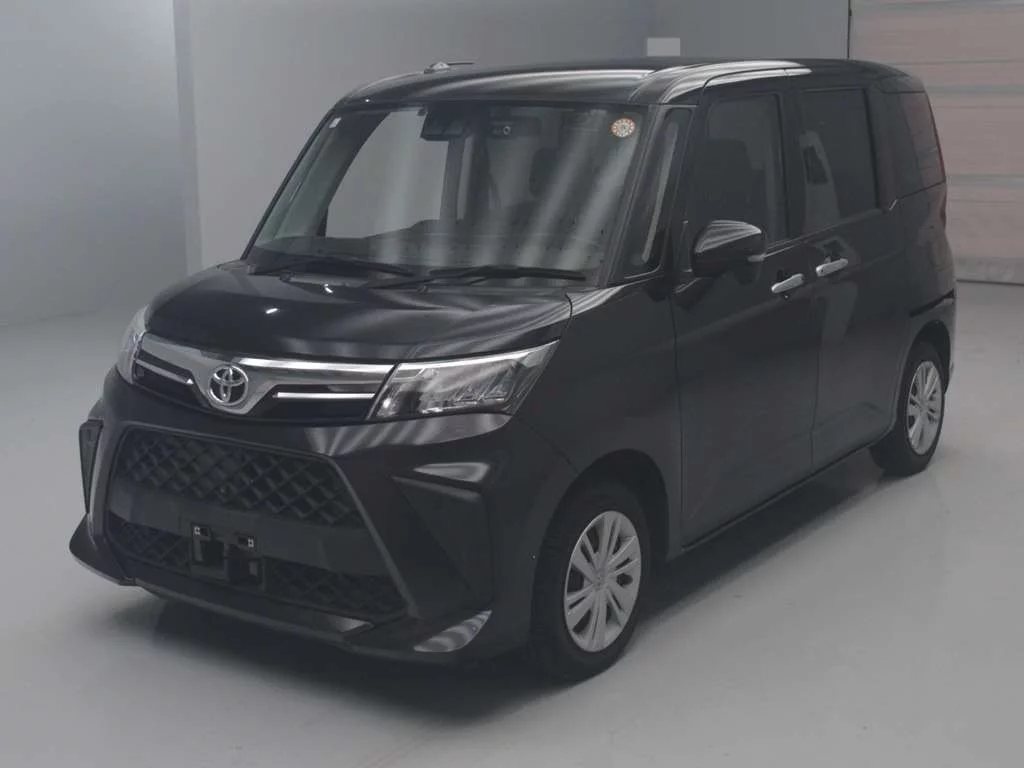 Toyota Roomy M900A 2021