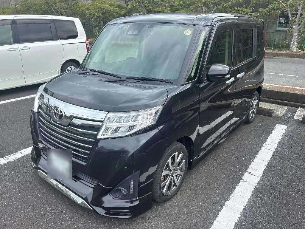 Toyota Roomy M900A 2020