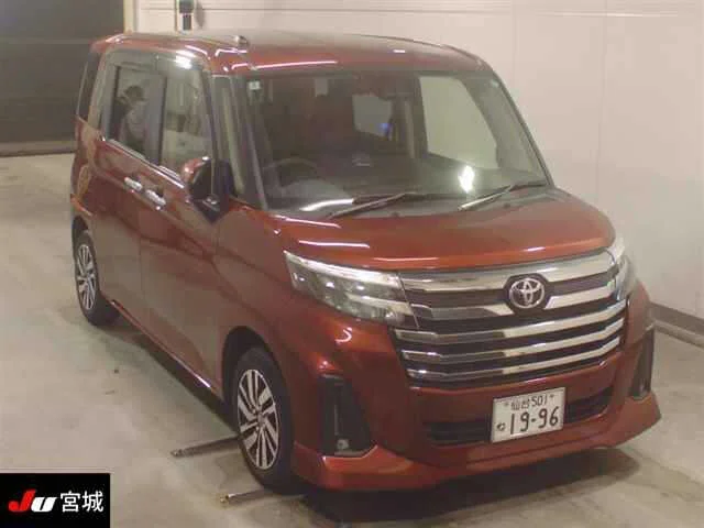 Toyota Roomy M900A 2022