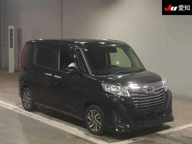 Toyota Roomy M900A 2018