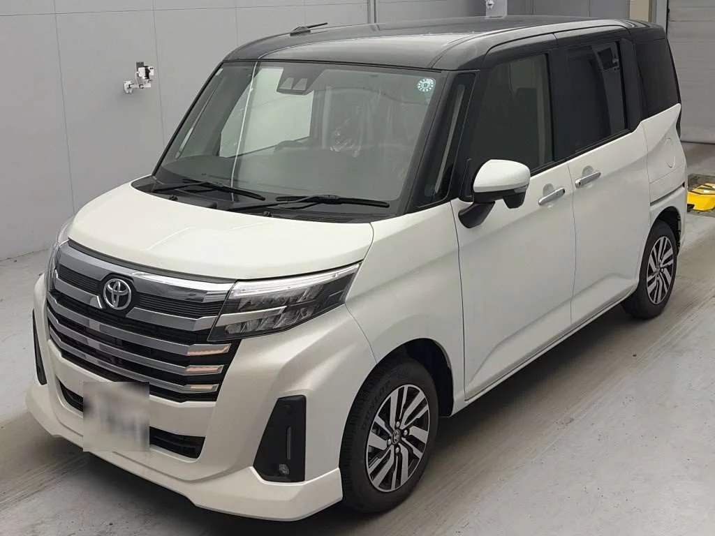 Toyota Roomy M900A 2026