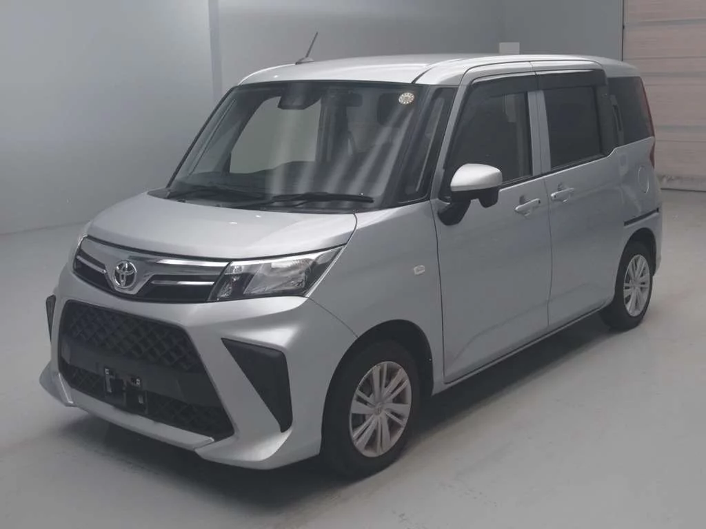 Toyota Roomy M900A 2023