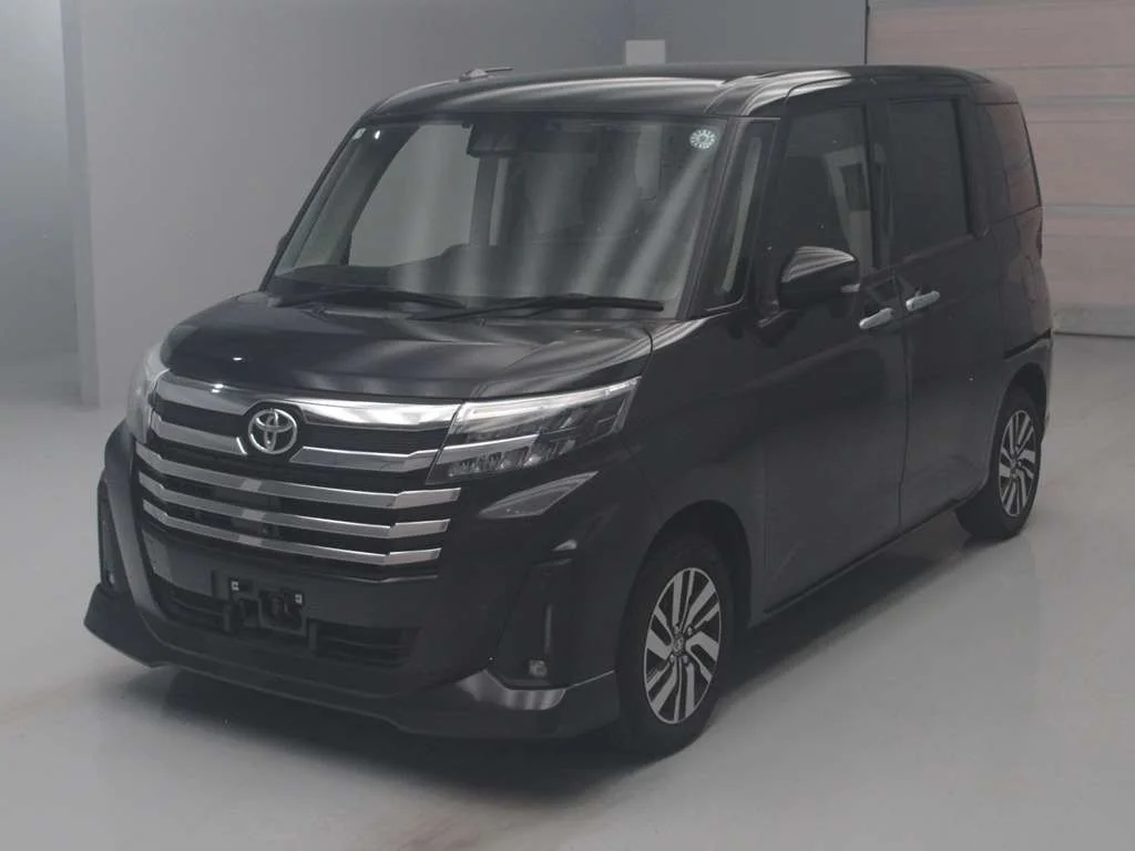 Toyota Roomy M900A 2023