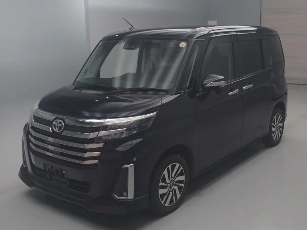 Toyota Roomy M900A 2021