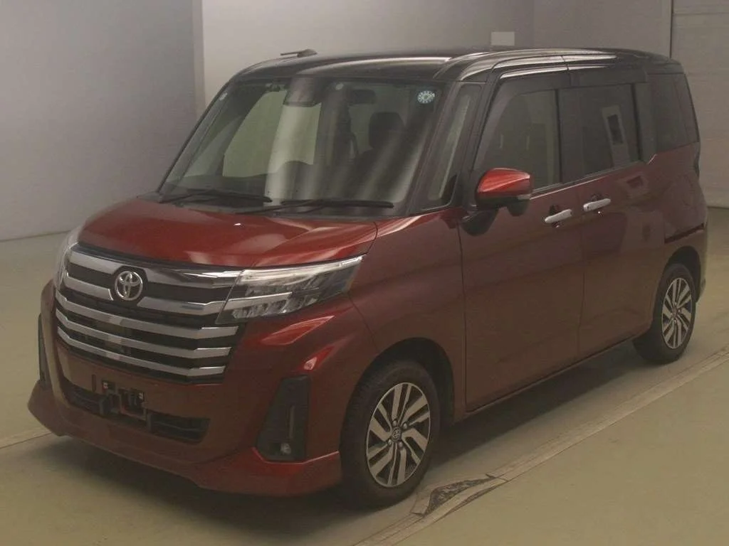 Toyota Roomy M900A 2022