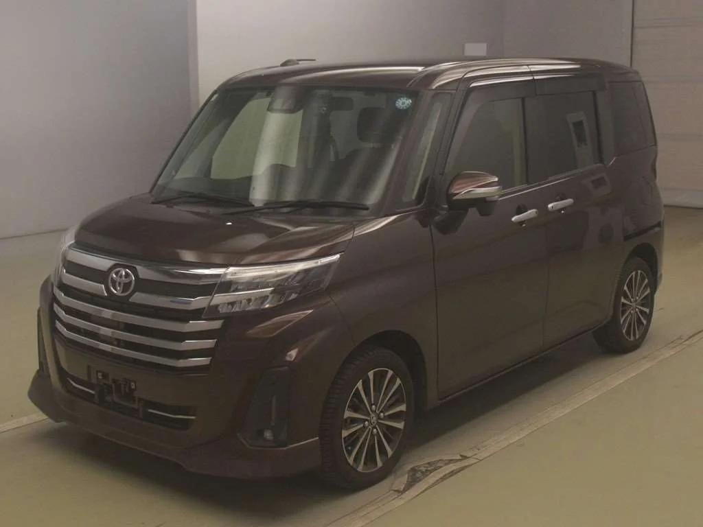 Toyota Roomy M900A 2022