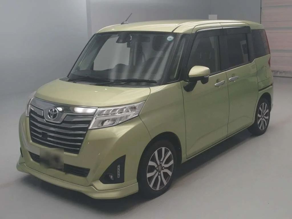 Toyota Roomy M900A 2018