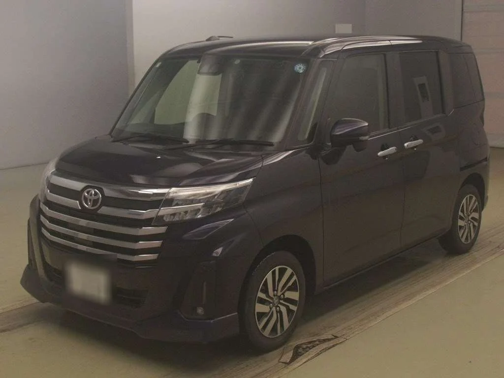 Toyota Roomy M900A 2021