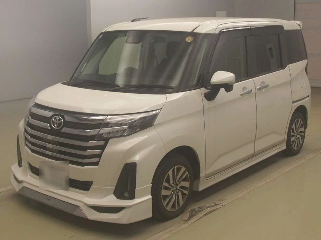 Toyota Roomy M900A 2025