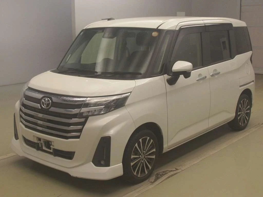 Toyota Roomy M900A 2021
