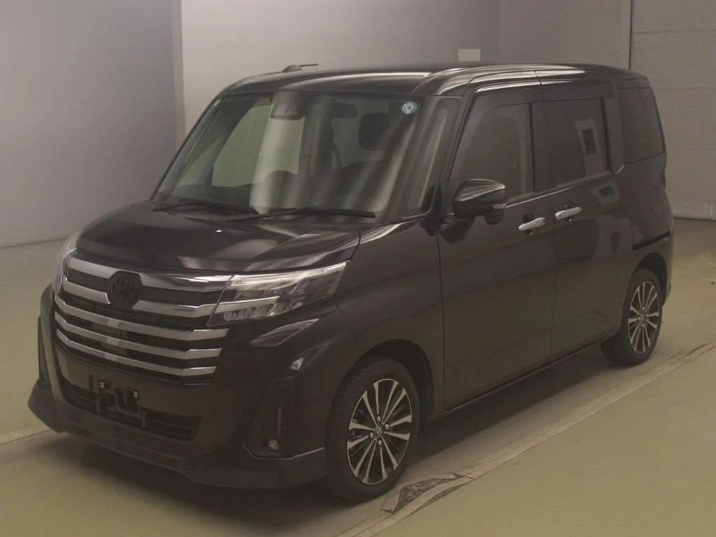 Toyota Roomy M900A 2024