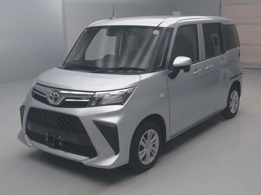 Toyota Roomy M900A 2023