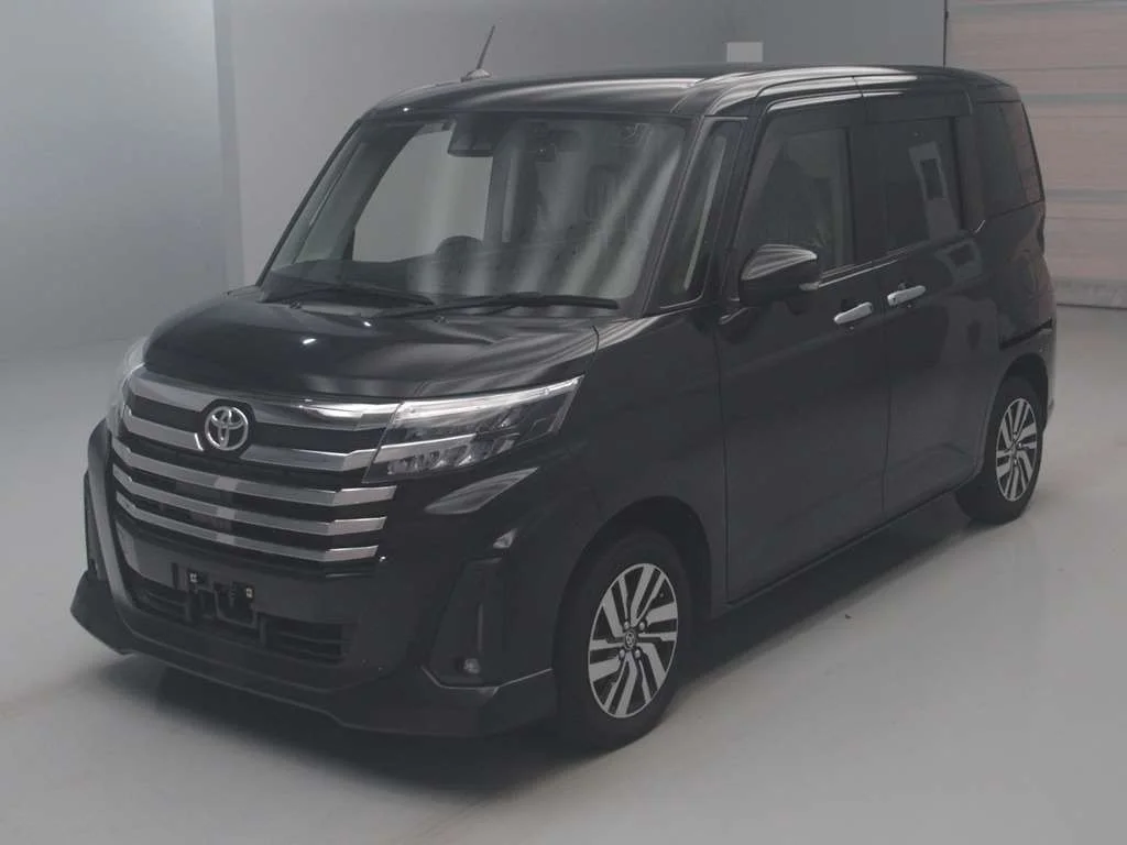 Toyota Roomy M900A 2021