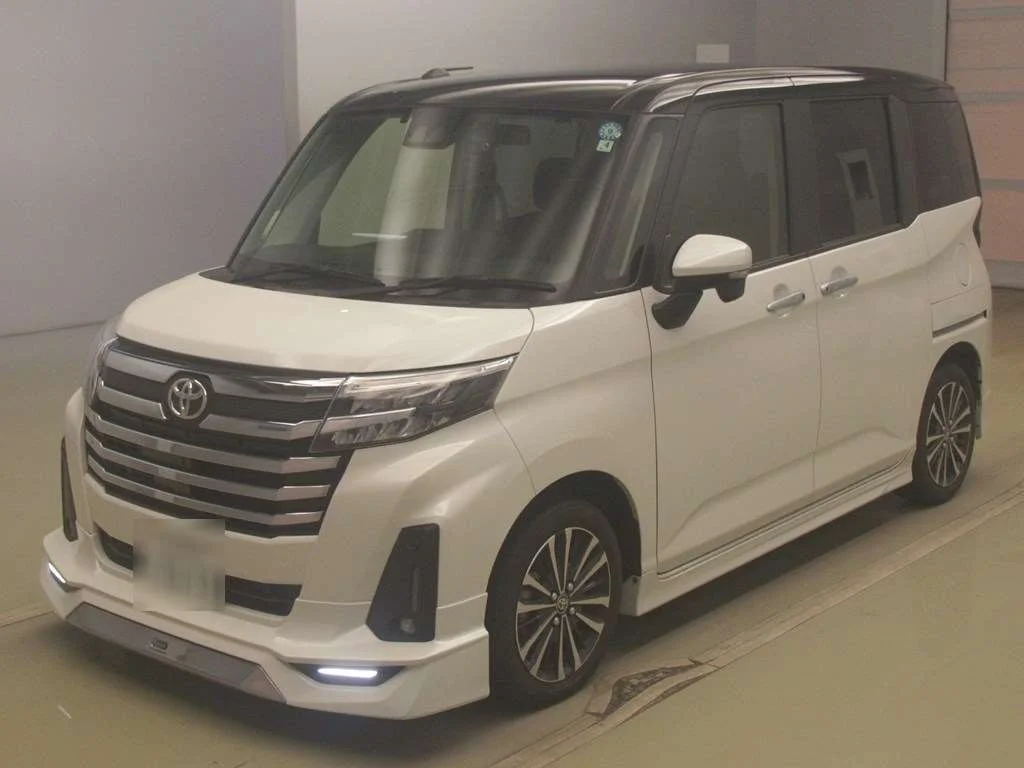 Toyota Roomy M900A 2023