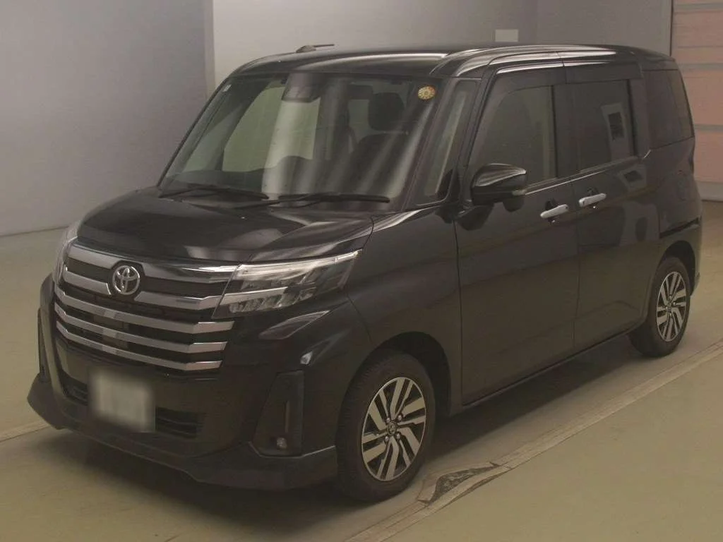 Toyota Roomy M900A 2022