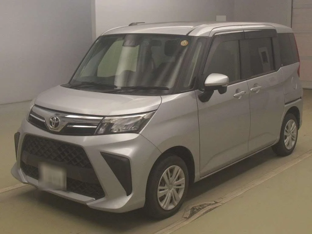 Toyota Roomy M900A 2022