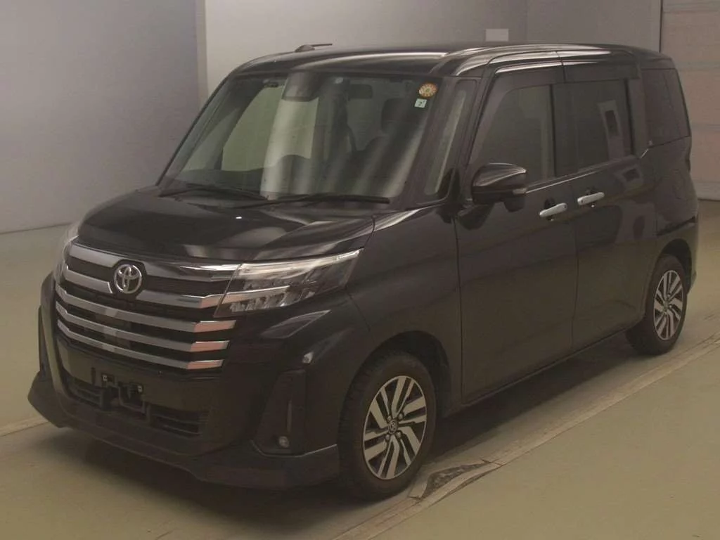 Toyota Roomy M900A 2021