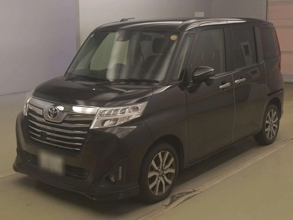 Toyota Roomy M900A 2018