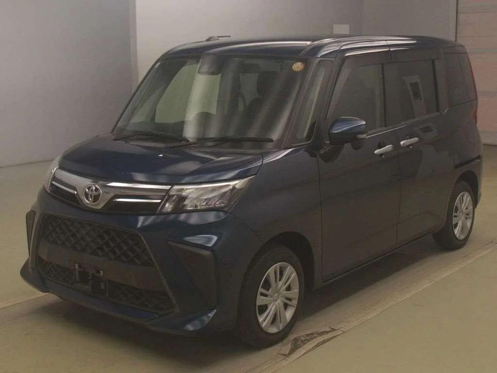 Toyota Roomy M900A 2021