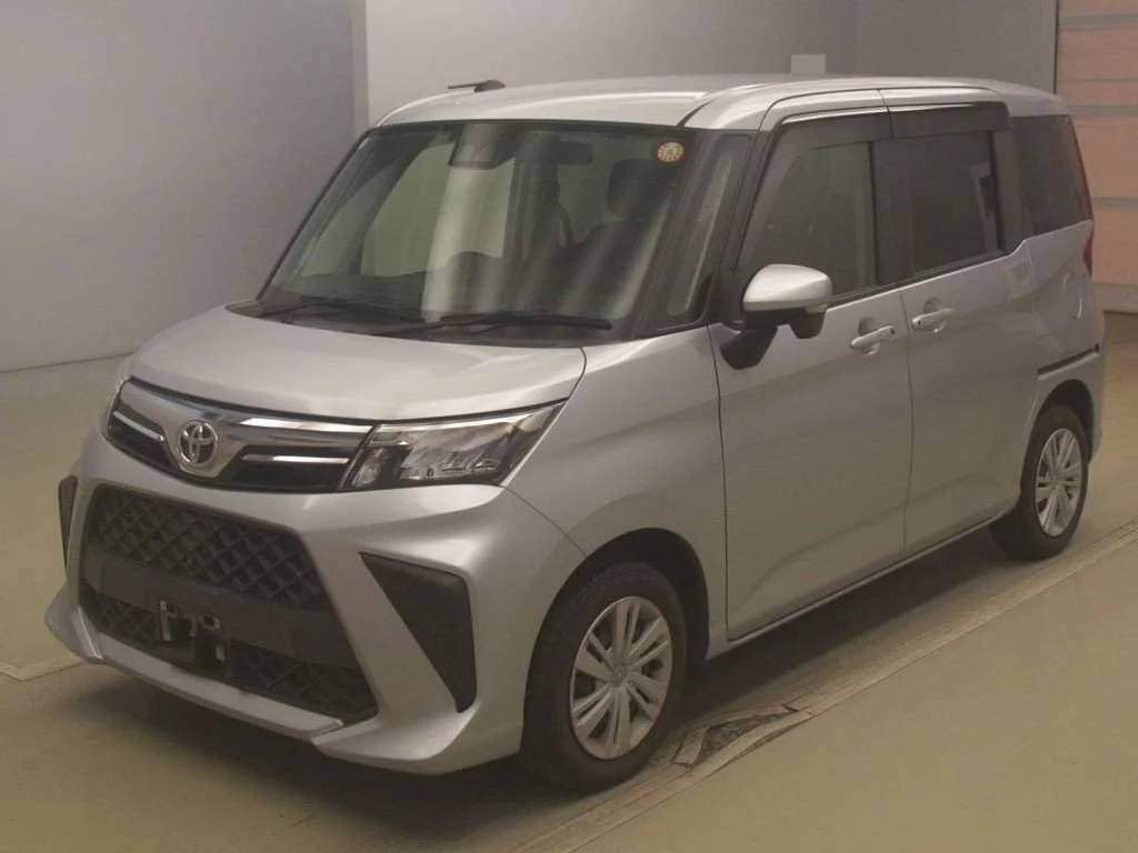 Toyota Roomy M900A 2021