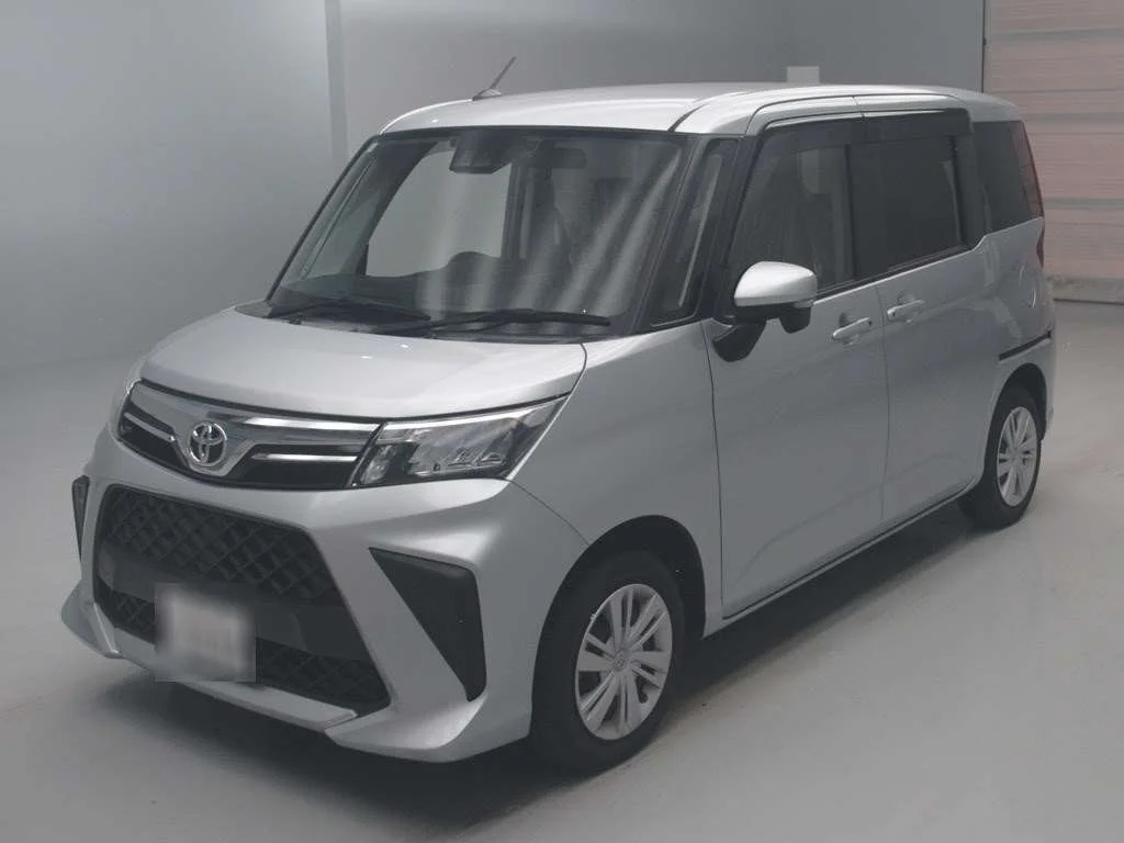 Toyota Roomy M900A 2022