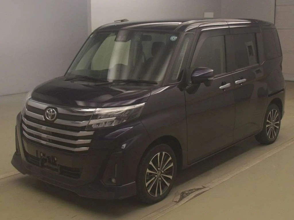Toyota Roomy M900A 2022