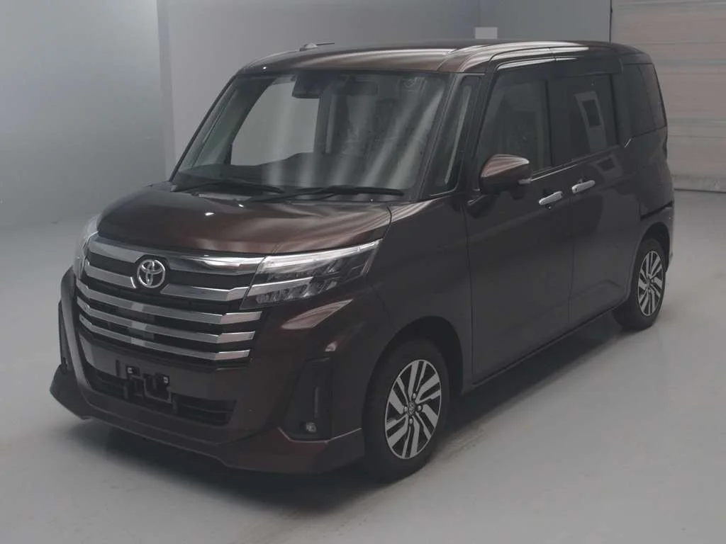 Toyota Roomy M900A 2023