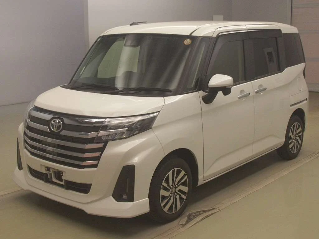 Toyota Roomy M900A 2023