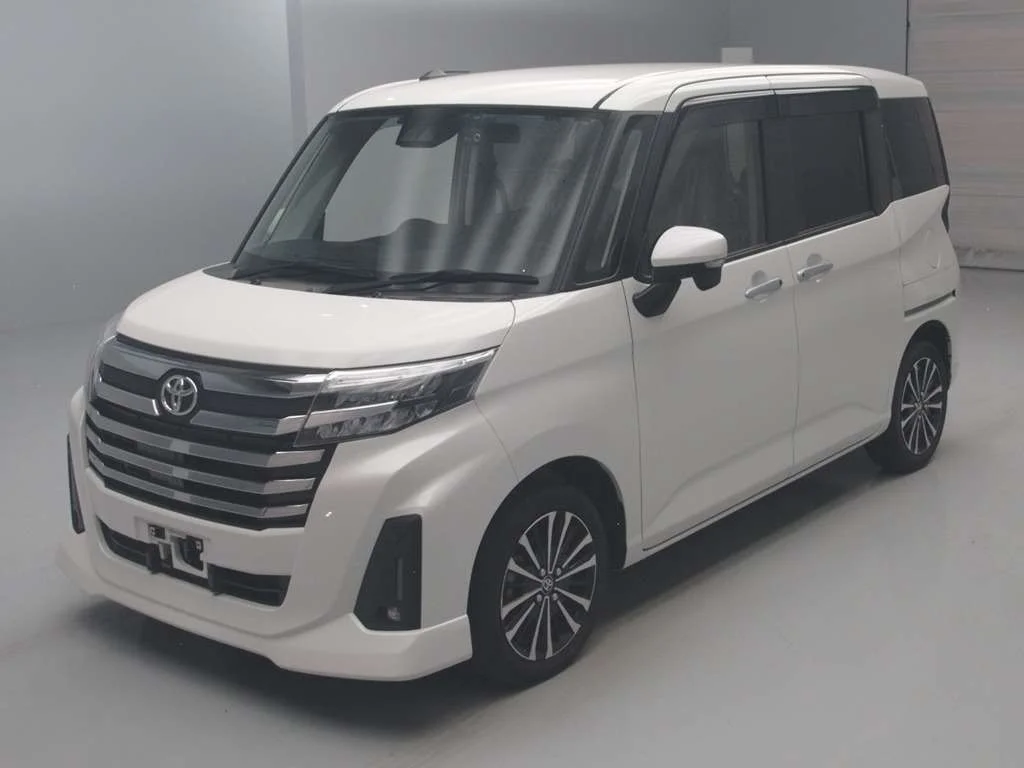 Toyota Roomy M900A 2021