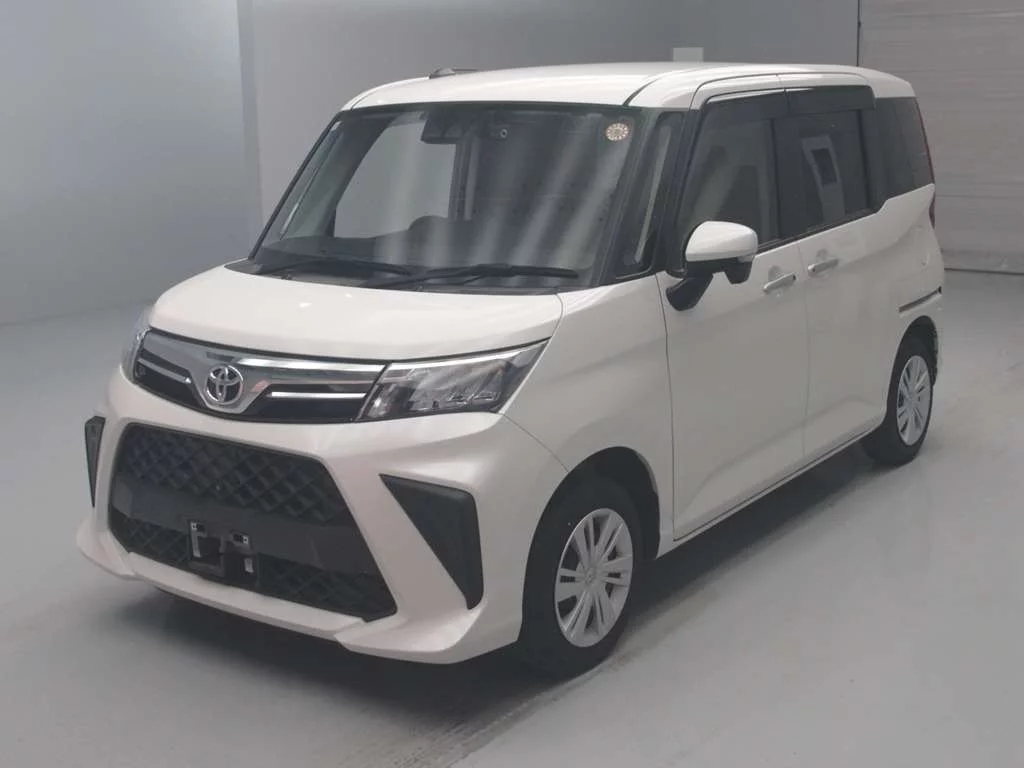 Toyota Roomy M900A 2021