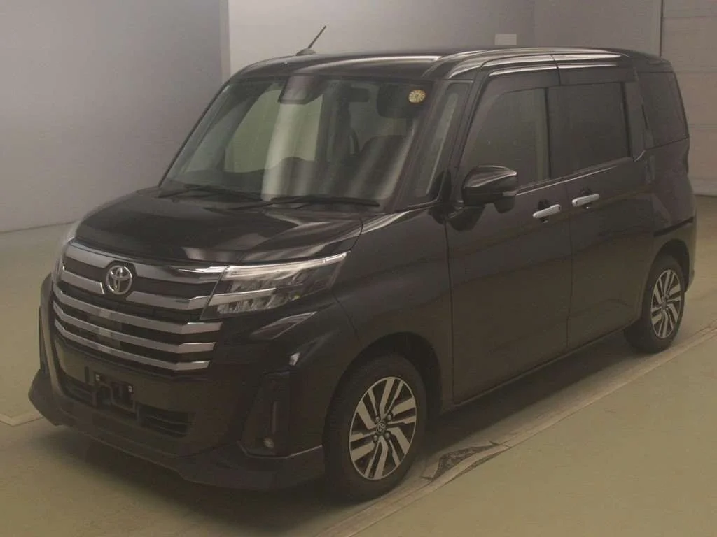 Toyota Roomy M900A 2021