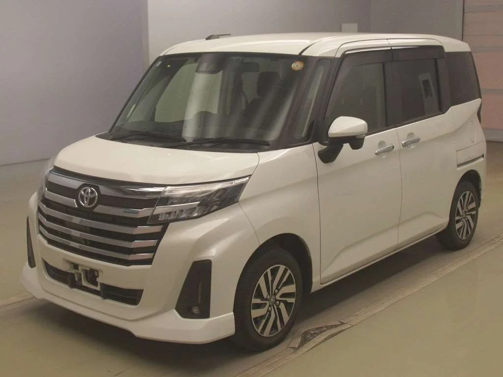 Toyota Roomy M900A 2021