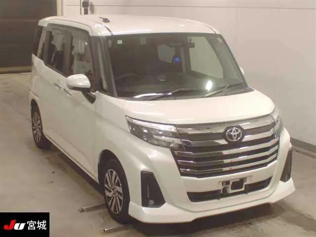 Toyota Roomy M900A 2021