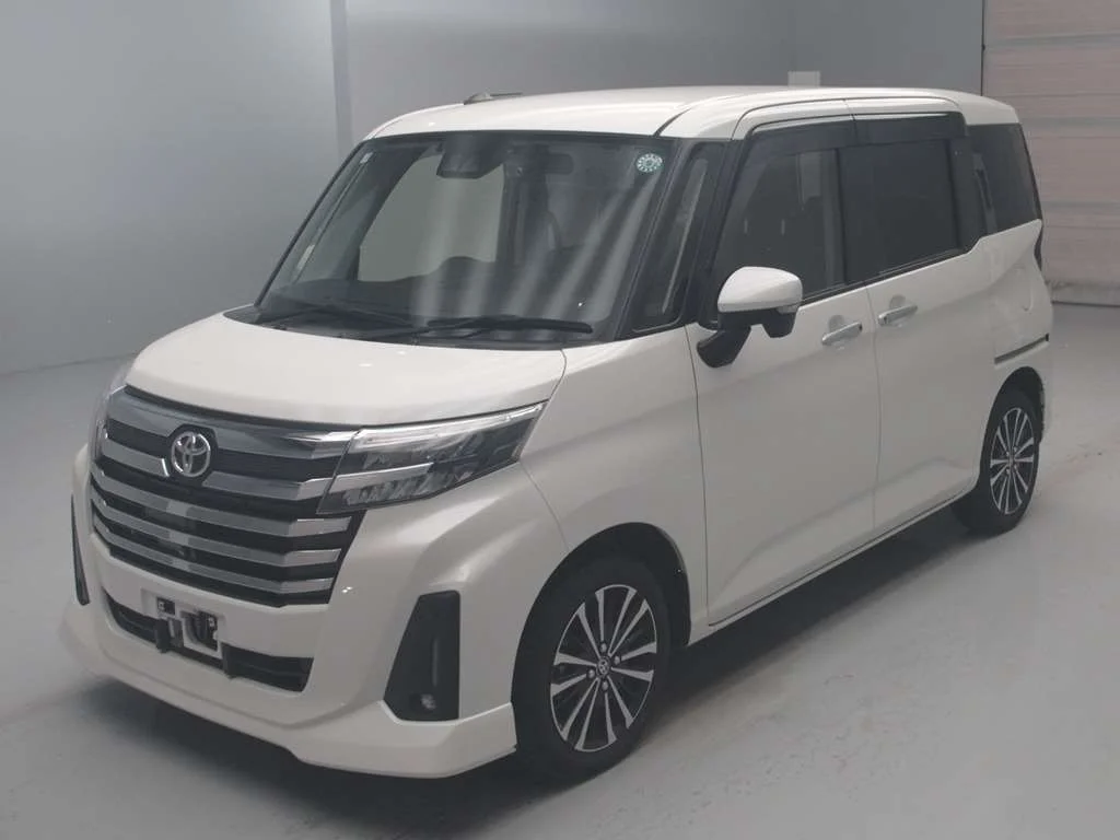 Toyota Roomy M900A 2023