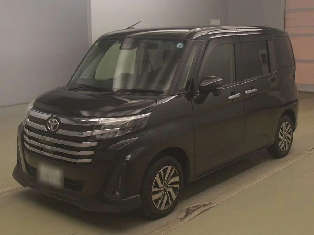 Toyota Roomy M900A 2022