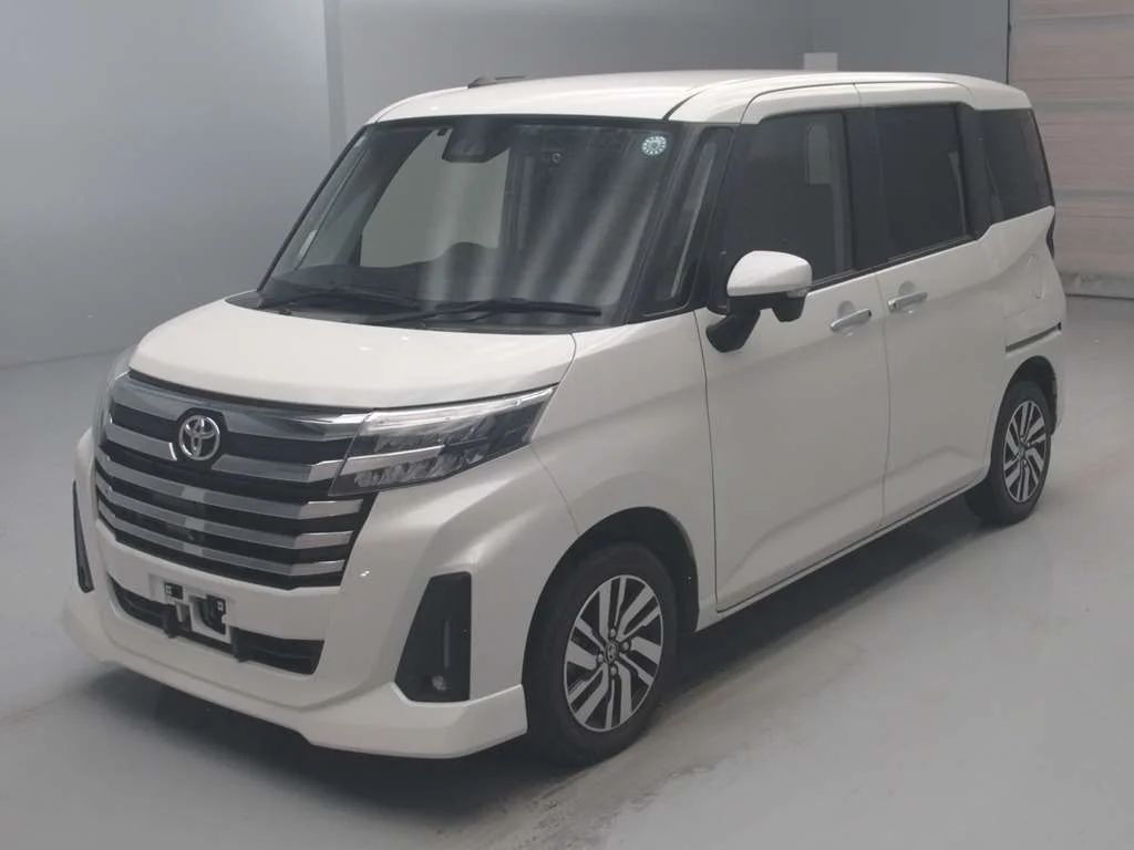 Toyota Roomy M900A 2022