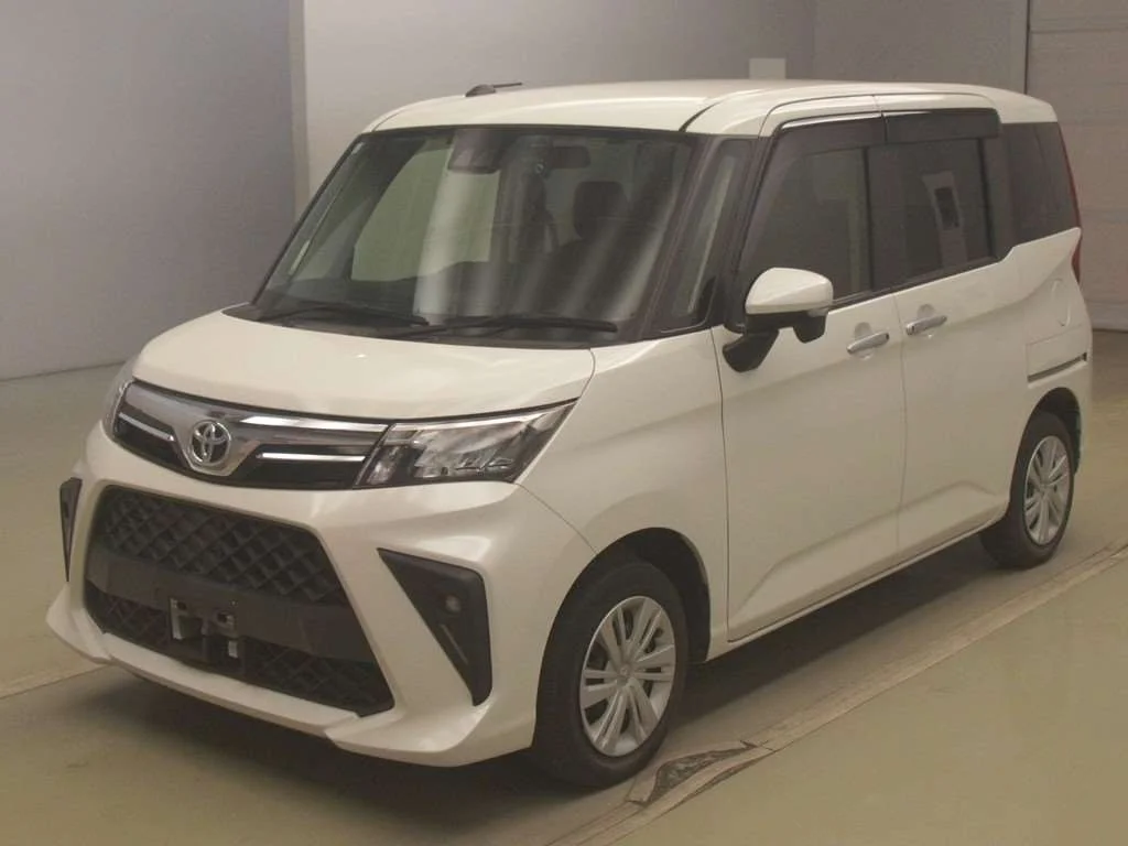 Toyota Roomy M900A 2021