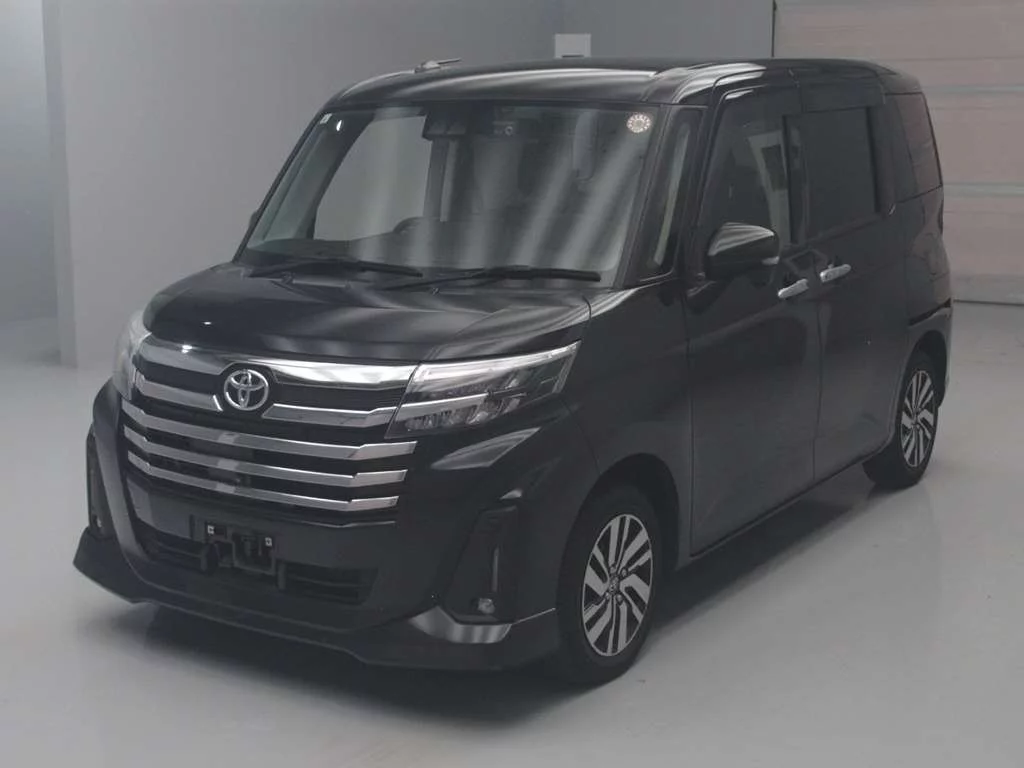 Toyota Roomy M910A 2021