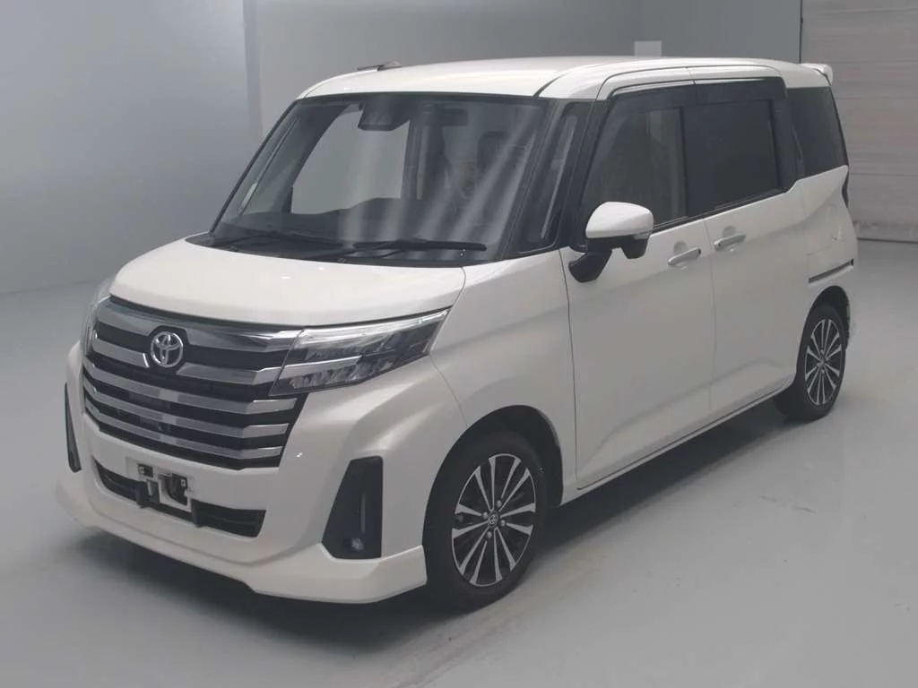 Toyota Roomy M900A 2023