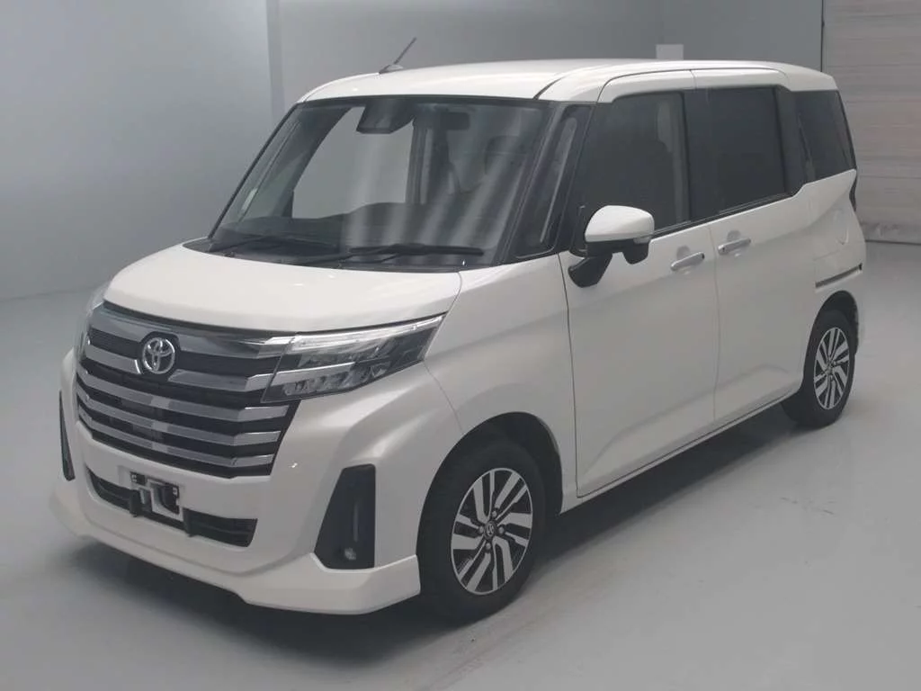 Toyota Roomy M900A 2021