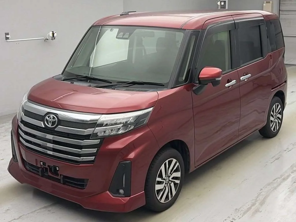 Toyota Roomy M900A 2021