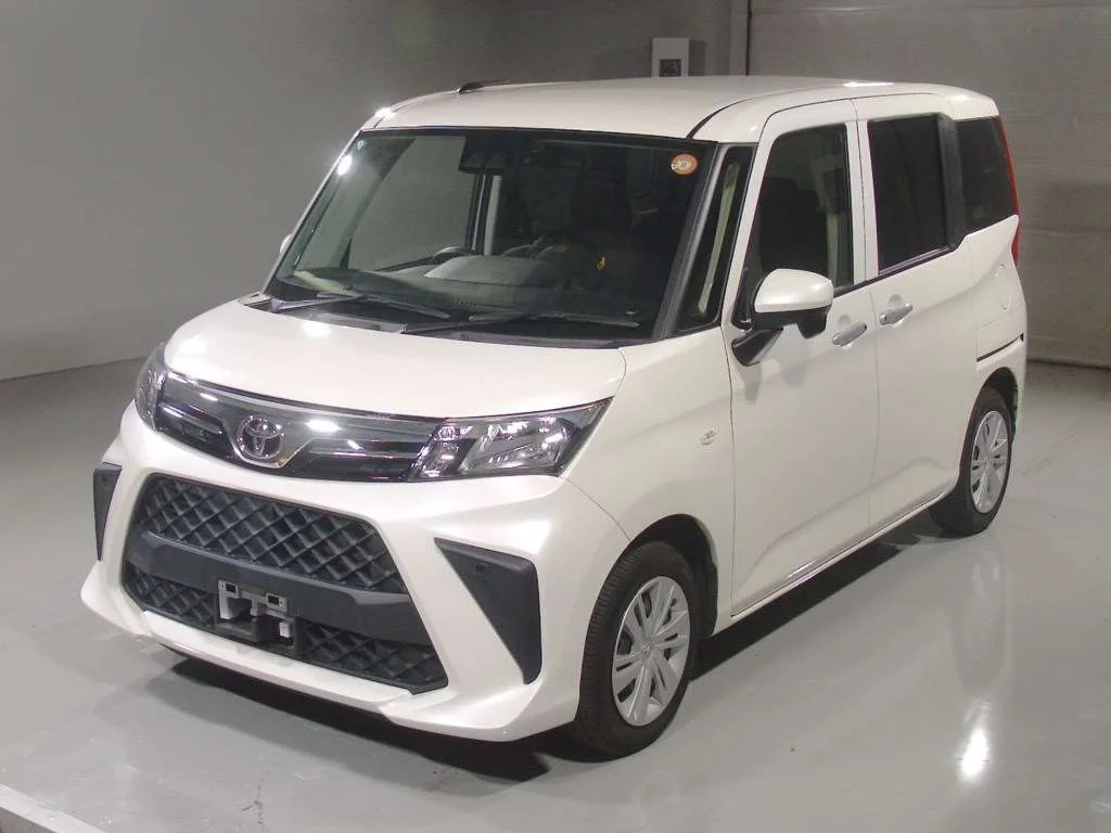 Toyota Roomy M900A 2022