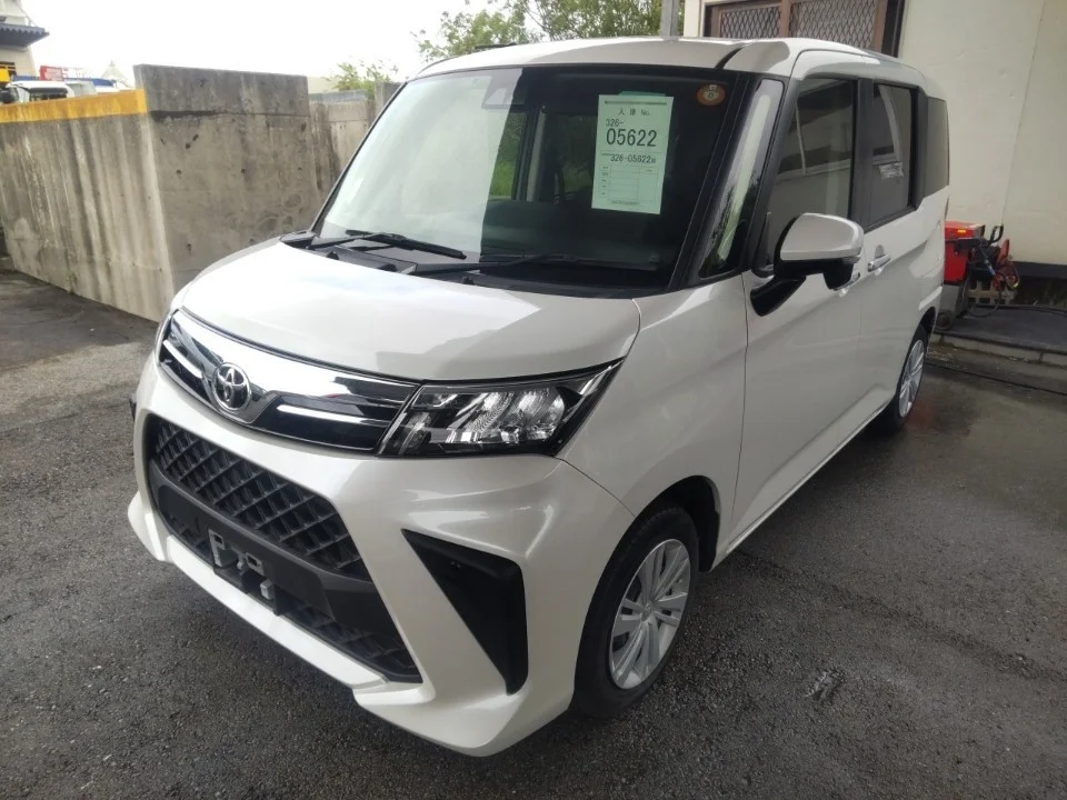 Toyota Roomy M900A 2023