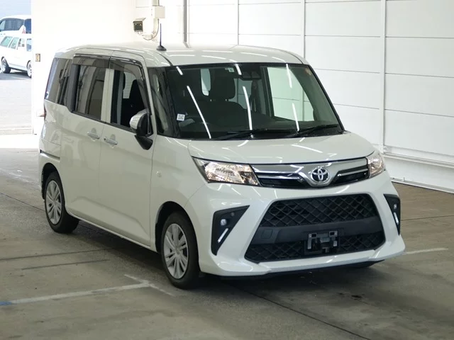 Toyota Roomy M910A 2021