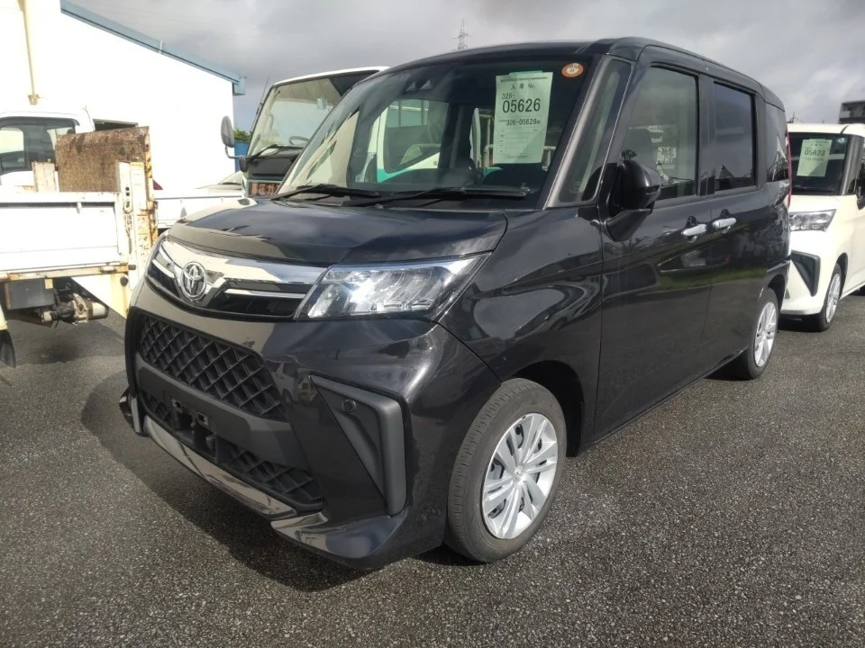 Toyota Roomy M900A 2023