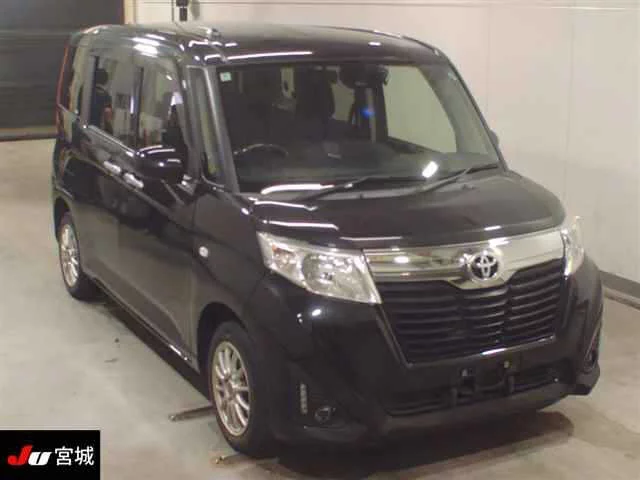 Toyota Roomy M910A 2018