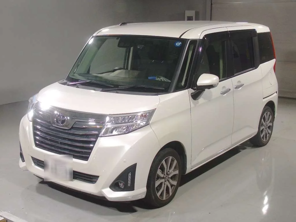 Toyota Roomy M900A 2020