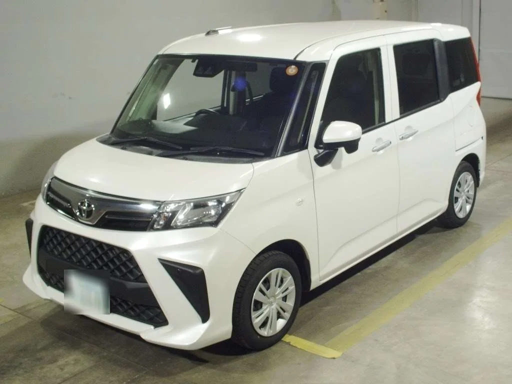 Toyota Roomy M910A 2022