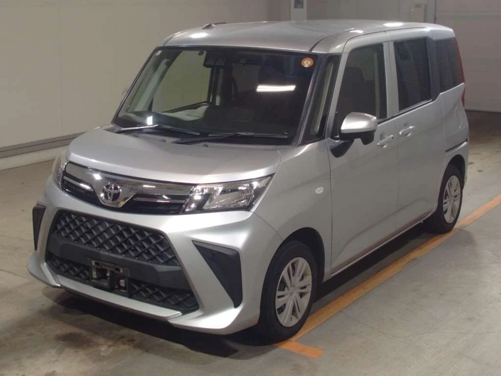 Toyota Roomy M900A 2022
